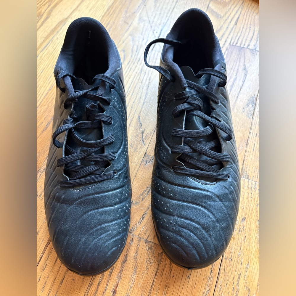 Nike Tiempo Legend 10 Academy sz 8 soccer cleats/boots